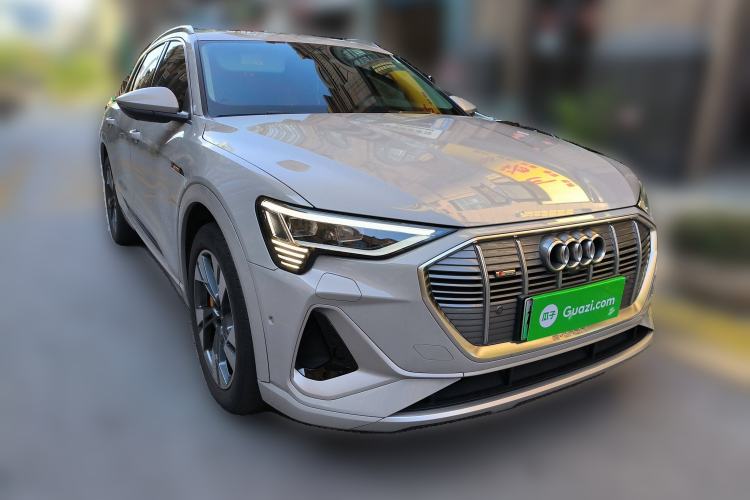 Used Audi e-tron 2019 55 quattro Technology Edition
