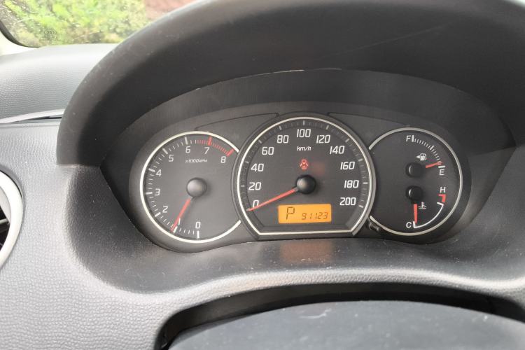 Used Suzuki Swift 2016 1.5L Automatic Fashionable Coolplay Edition
