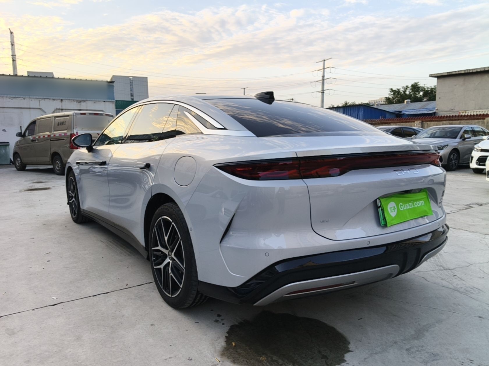BYD Han L 2025 EV Four-Wheel Drive LiDAR Flagship Model — снимка 4
