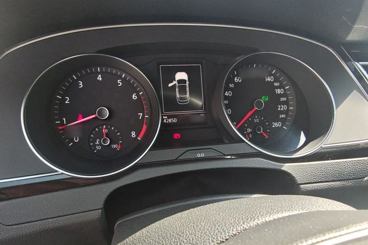 Used Volkswagen Magotan 2017 330TSI DSG Luxury Model
