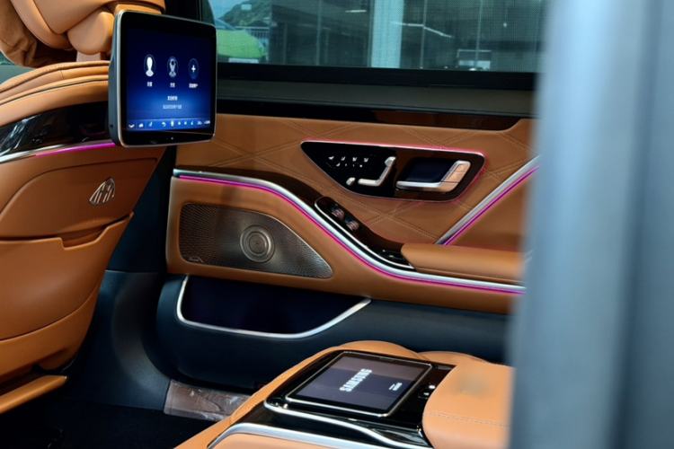 Used Mercedes-Benz Maybach S-Class 2021 S 480 4MATIC Interior 4