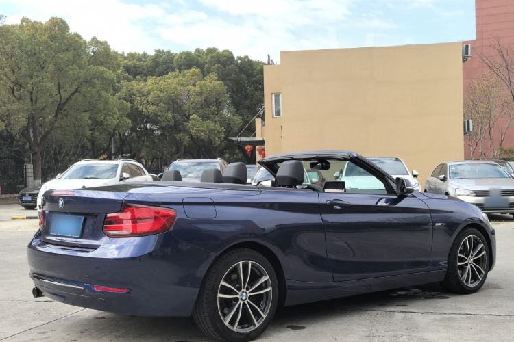 Used BMW 2 Series 2018 220i Convertible Coupe Sports Design Package