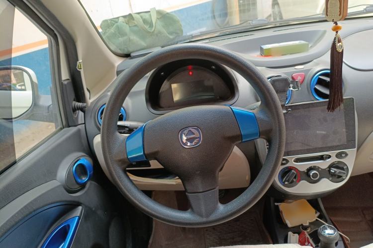 Used JMEV E200L 2020 E200L Standard Model (302 KM)
