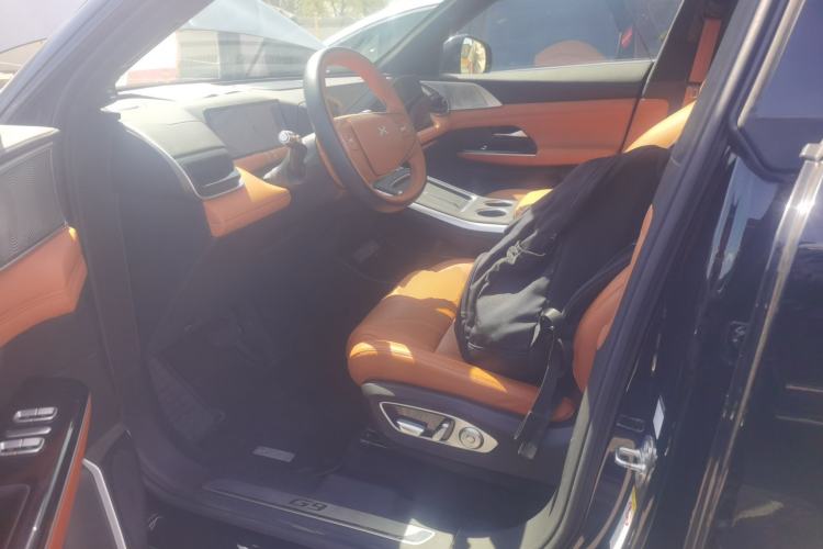 Used XPeng G9 2025 625 Long-Range Max Left Front Seat