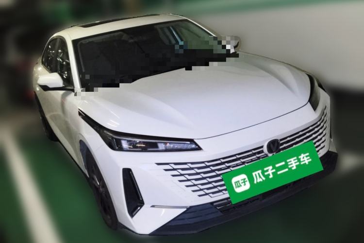 Used CHANGAN Eado DD 2023 Blue Whale NE 1.5T GDI DCT Luxury Edition