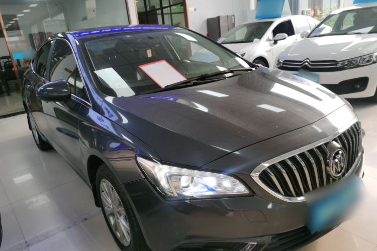 Used Buick Verano 2015 Sedan 20T Dual-Clutch Leading Model Front Right 45 Deg