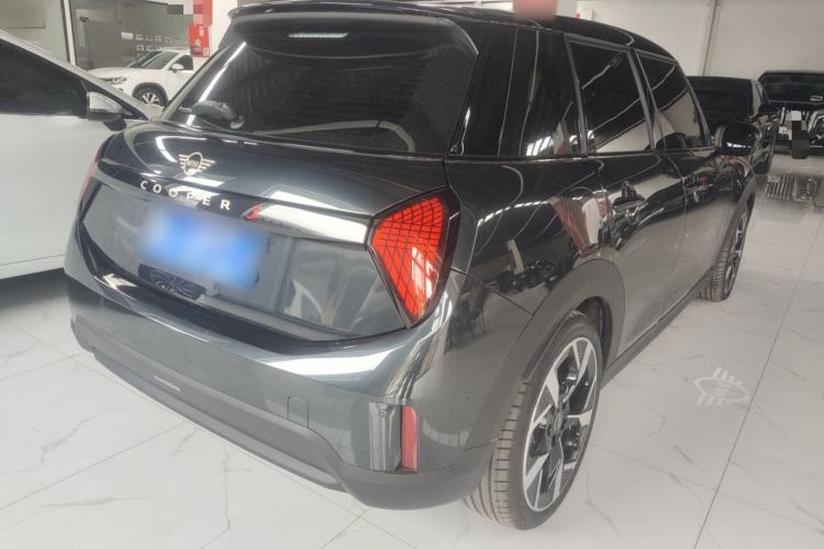 Used MINI 2025 2.0T COOPER S Artist Five-Door Edition Rear Right 45 Deg