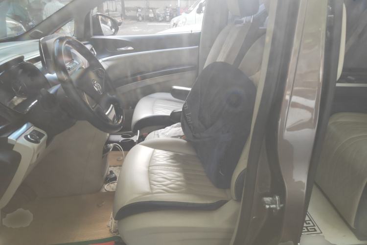 Used Buick GL8 2021 Land Cruiser Executive Class 652T Comfort Model
