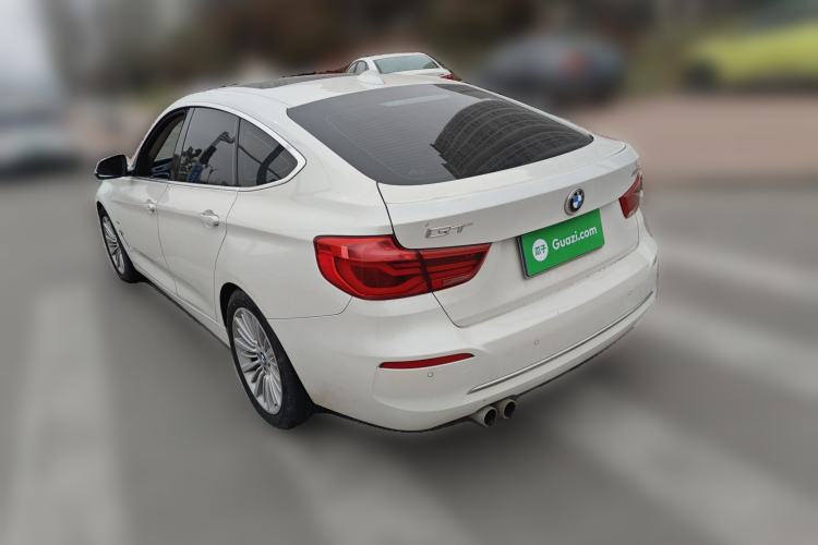 Used BMW 3 Series GT 2017 320i Luxury Design Package