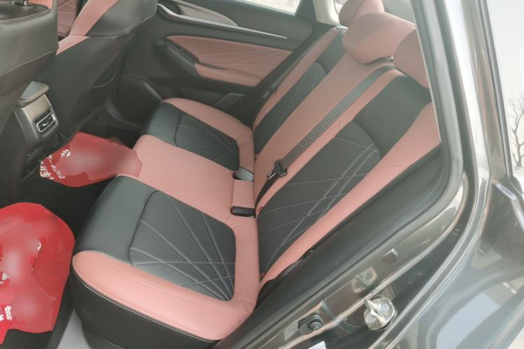 Used Changan Eado 2022 PLUS Blue Whale NE 1.4T GDI DCT Prestige Edition
