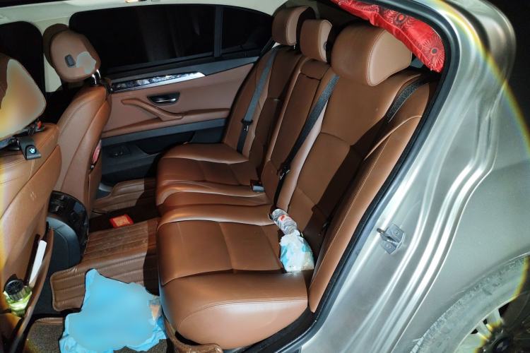 Used BMW 5 Series 2014 525Li Leading Model
