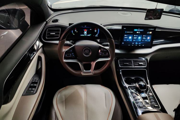 Used BYD Qin PLUS 2024 Honor Edition EV 420KM Leading Model