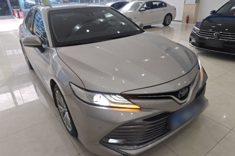 Used Toyota Camry 2019 2.5G Luxury Edition China VI Standard
