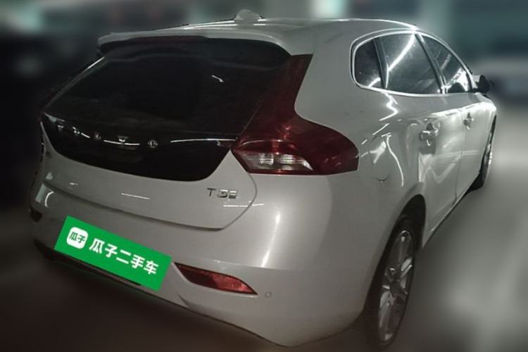 Used Volvo V40 2018 T3 Zhiya Edition