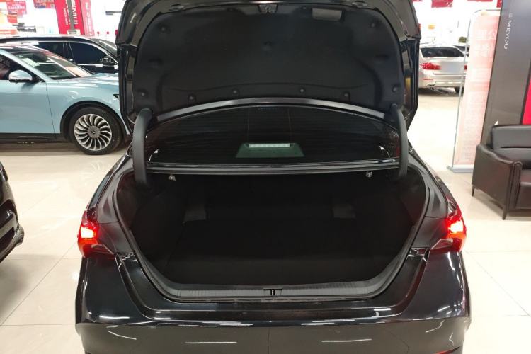 Used Toyota Avalon 2022 2.0L Luxury Edition