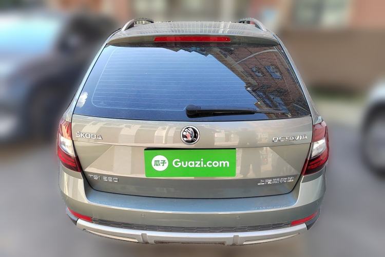 Used Skoda Octavia 2018 Station Wagon TSI280 DSG Luxury Edition