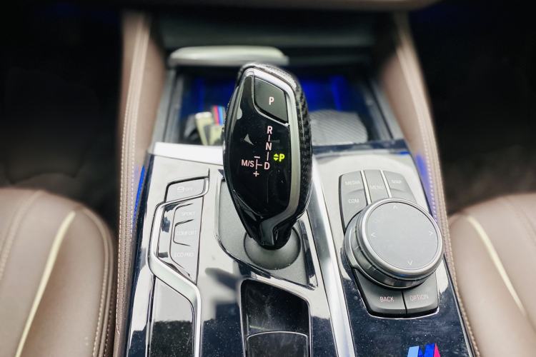 Used BMW 5 Series 2023 Restyled 530Li Leading Edition M Sport Package
