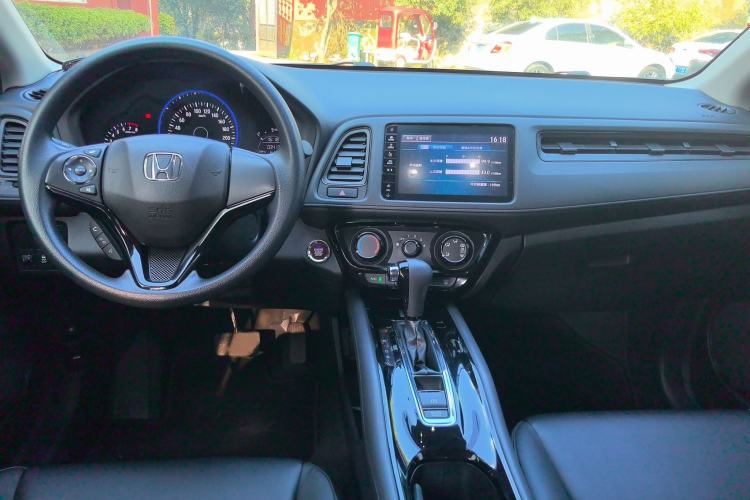 Used Honda Vezel 2020 1.5L CVT Pioneer Edition
