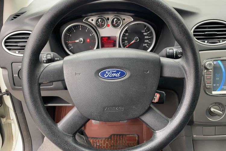 Used Ford Focus 2013 Hatchback Classic 1.8L Manual Base Model