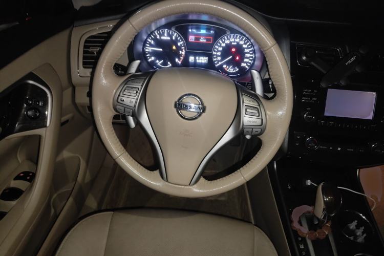 Used Nissan Teana 2014 Duke 2.5L XV Deluxe Edition
