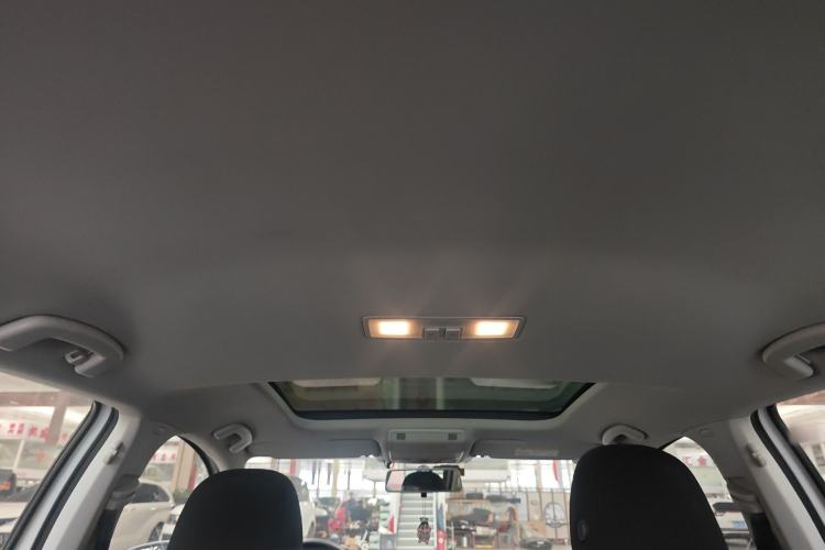 Used Volkswagen Golf 2016 230TSI Manual Comfort Version
