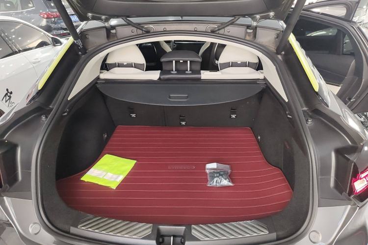 Used Lynk & Co 05 2020 2.0TD Two-Wheel Drive Shine Halo