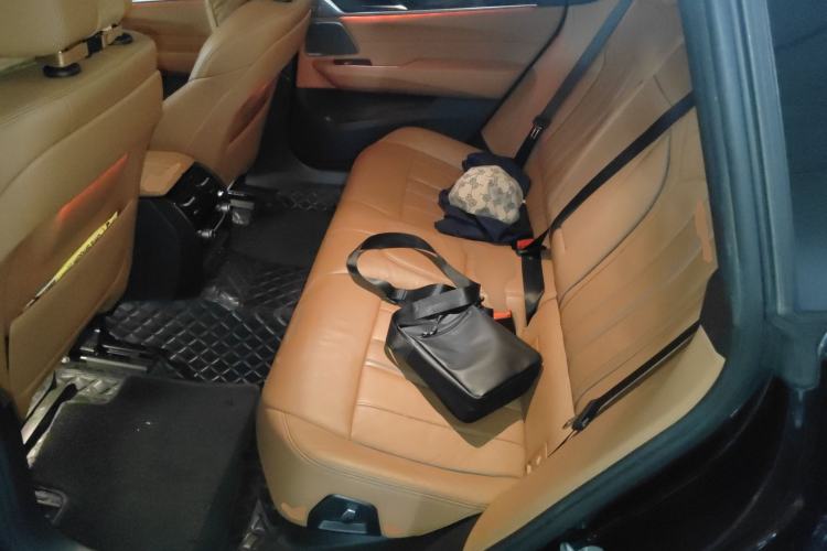 Used BMW 6 Series GT 2022 630i M Sport Package Left Rear Seat