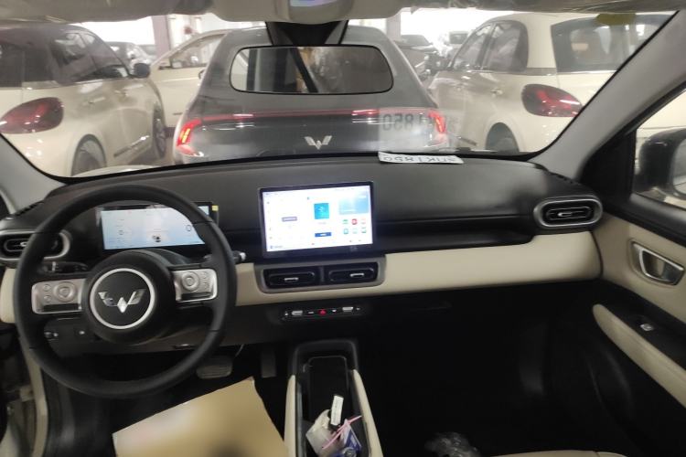 Used Wuling Bingo PLUS 2024 401 km Range 5-Seater Version