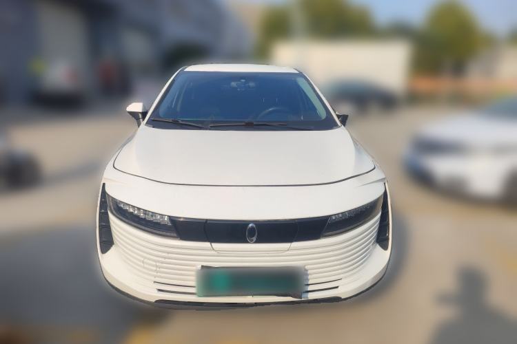 Used ORA iQ 2018 High-Range Version Smart Connectivity Model
