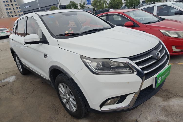 Used HYOSOW S6 2016 1.5T Manual Fashion Model Front Right 45 Deg