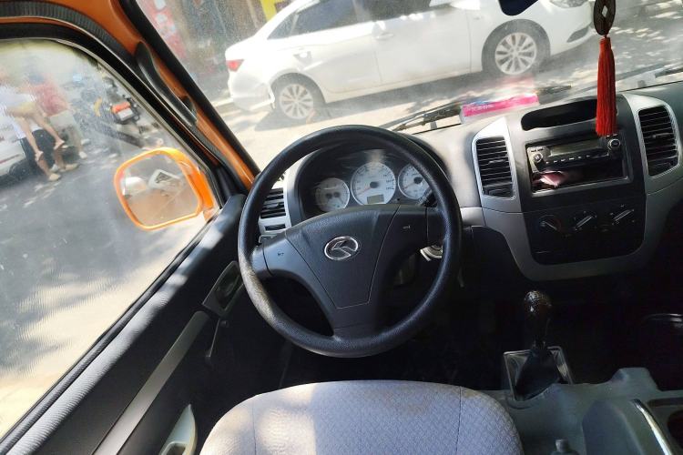 Used King Long Golden Way 2015 2.0L Value-Packed Practical Version 4G21B
