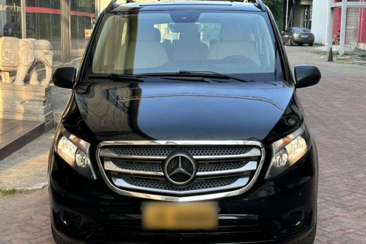 Used Mercedes-Benz Vito 2016 2.0T Elite Edition Exterior 1