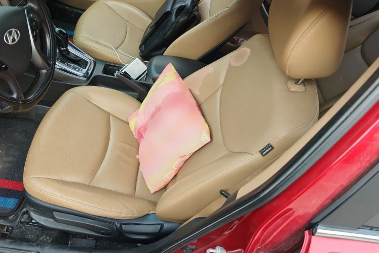 Used Hyundai Elantra (5th Generation / Langdong) 2012 1.6L Automatic Prestige Model