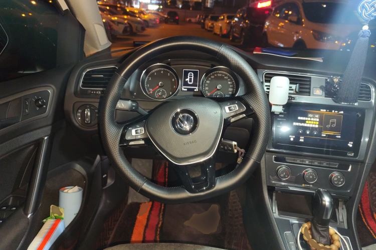 Used Volkswagen Golf 2019 200TSI DSG Comfort & Ambition Edition China VI Standard