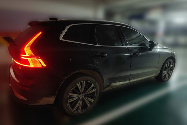 Used Volvo XC60 New Energy 2023 T8 Plug-in Hybrid Long-Range All-Wheel Drive Intelligent Luxury and Enjoyment Edition
