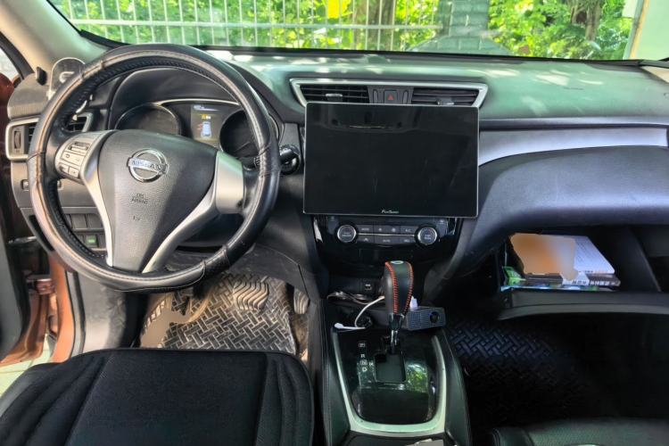 Used Nissan X-Trail 2015 2.0L CVT Comfort MAX Edition 2WD