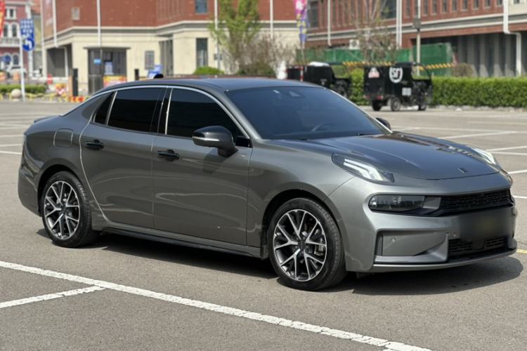 Used Lynk & Co 03 2021 2.0TD Automatic Trendy Champion Edition Exterior 4