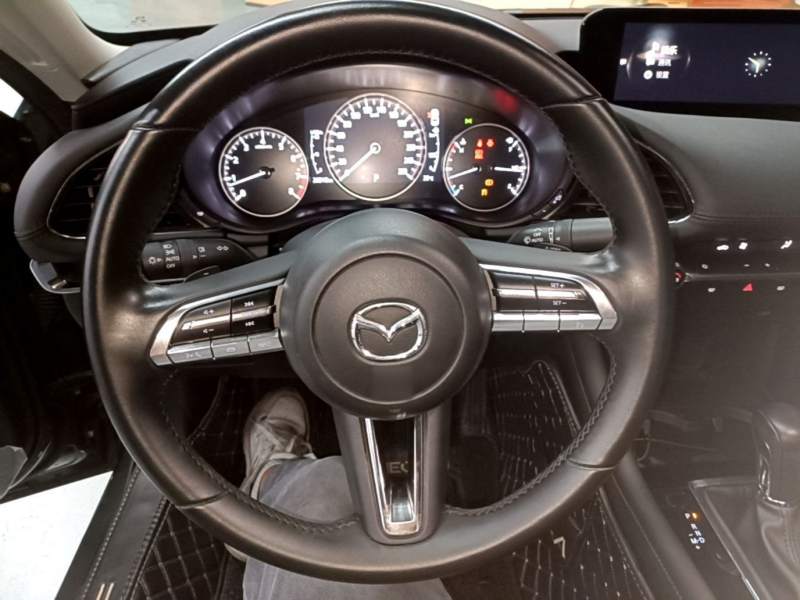 Used Mazda 3 Axela 2021 2.0L Automatic Zhiya Edition — 10