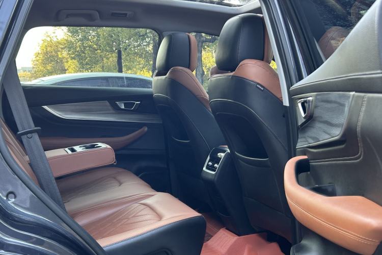 Used Chery Tiggo 8 PLUS 2021 290TGDI DCT Luxury Edition