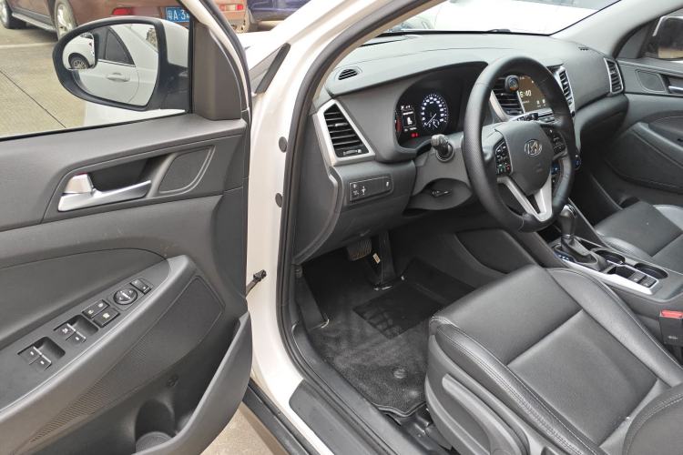 Used Hyundai Tucson 2015 1.6T Dual-Clutch Two-Wheel-Drive Smart Model