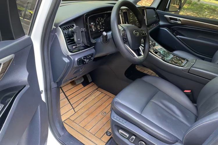 Used GAC Trumpchi M8 2021 Lingxiu Series 390T Ultimate Edition Interior 4