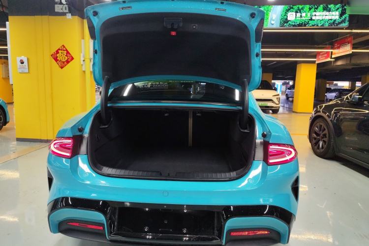 Used Xiaomi Auto SU7 2024 Four-Wheel Drive Ultra-Long Range Advanced Intelligent Driving Max Edition