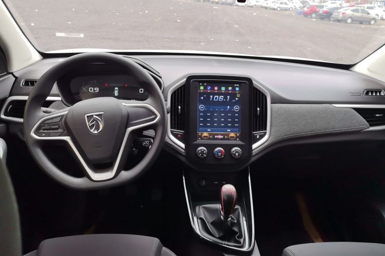 Used Baojun 530 2021 Global Car Anniversary Edition 1.5T Manual Comfort Model 5 Seats