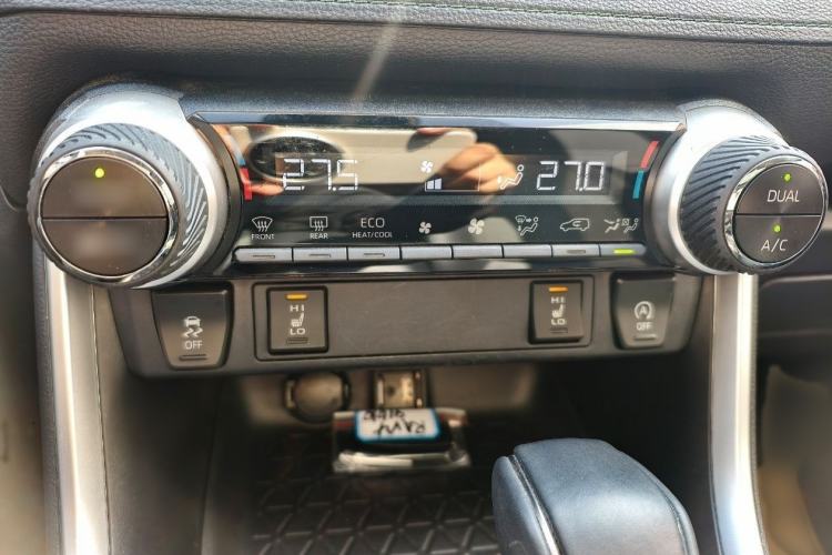 Used Toyota RAV4 2022 2.0L CVT 4x4 Style Plus Edition
