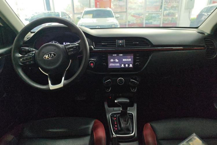 Used Kia KX Cross 2017 1.4L AT GLS