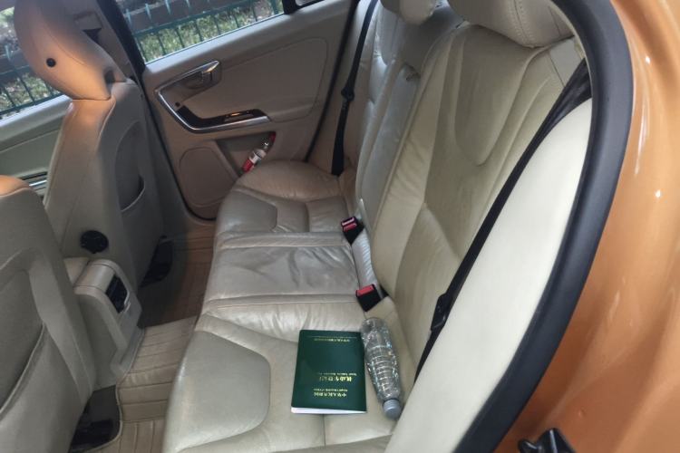 Used Volvo S60 2011 T6 AWD Prestige Edition Left Rear Seat