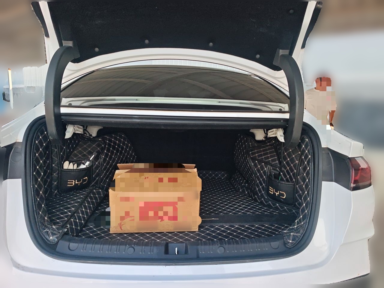BYD Qin L 2024 DM-i 120KM Beyond Model — снимка 16