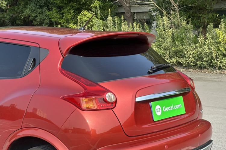 Used Infiniti ESQ 2014 1.6L Spontaneous Edition
