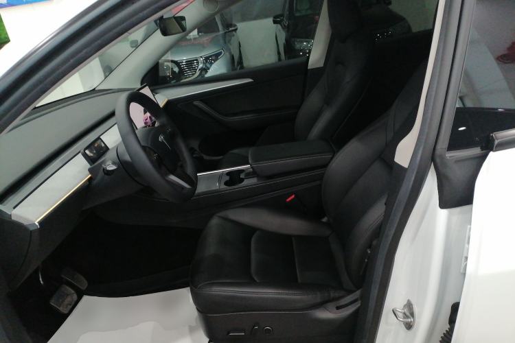 Used Tesla Model Y 2022 Rear-Wheel-Drive Version