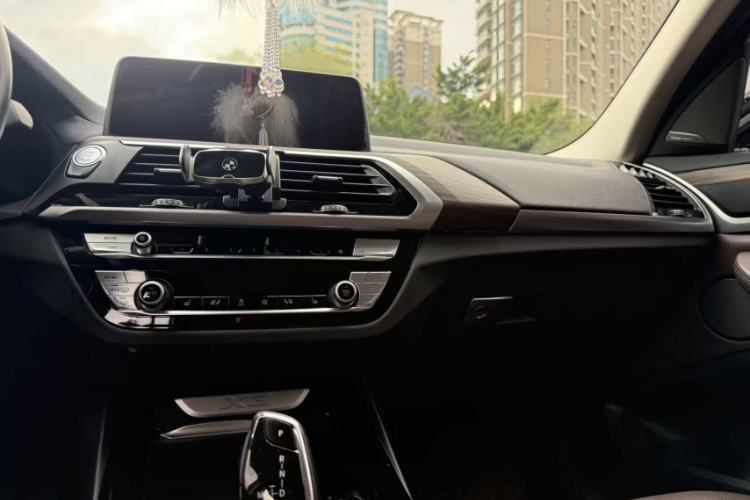 Used BMW X3 2020 xDrive28i M Sport Package Interior 4